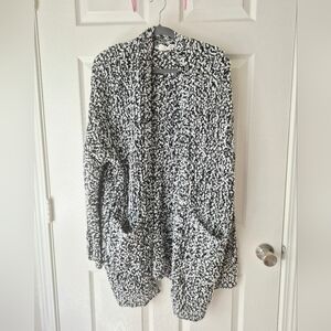 Sweet Generis Popcorn Black and White Women's Cardigan With Pockets Size M‎